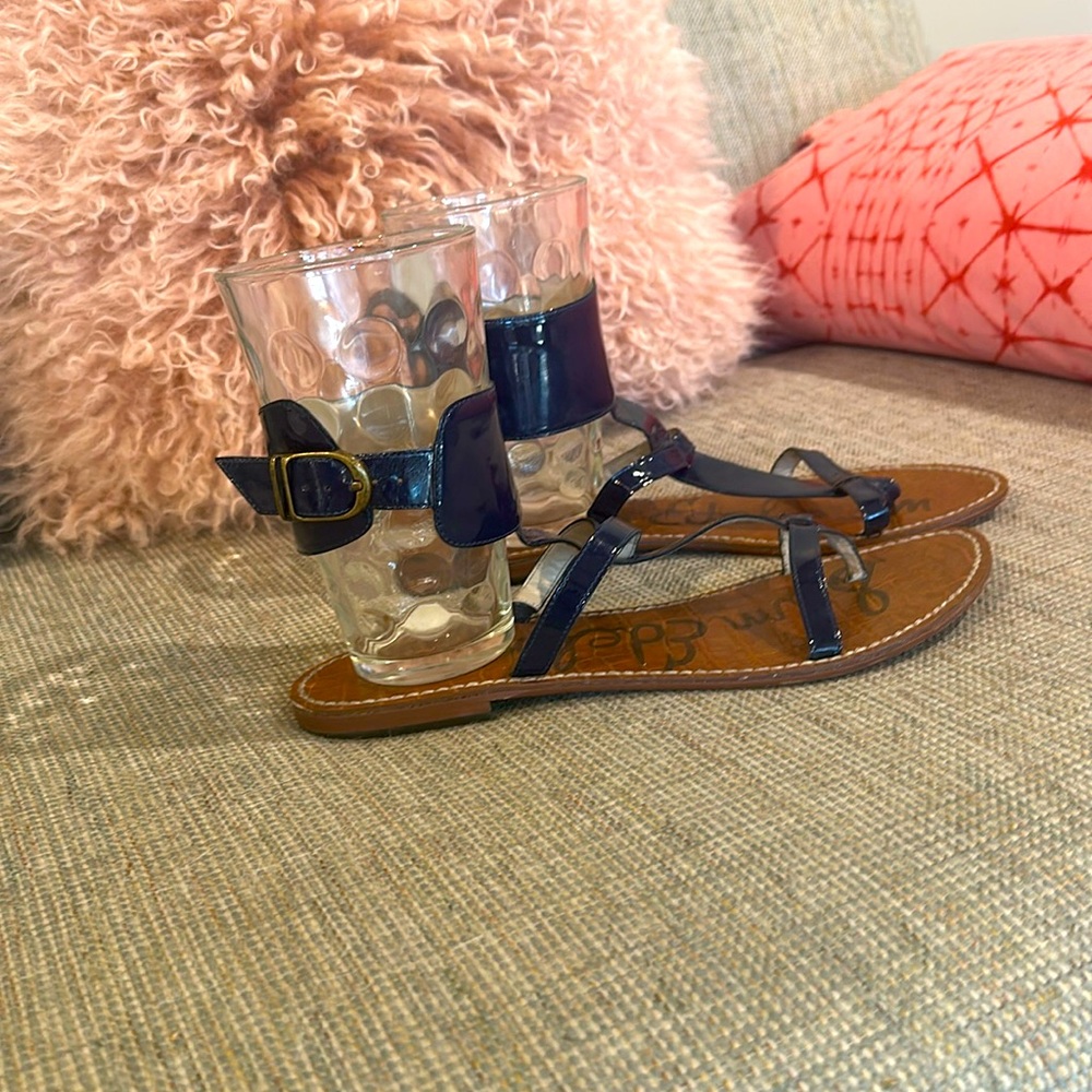 Women sandals; Sam Edelman; navy blue; patent leather 9.5
